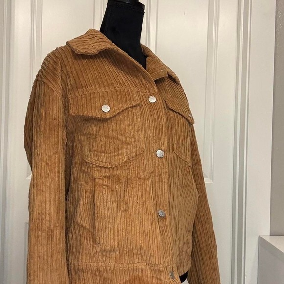 Tan Corduroy Jacket — Forever 21 Medium - Picture 2 of 4